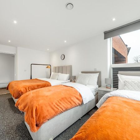 London Edgware Station Apartment Exterior foto